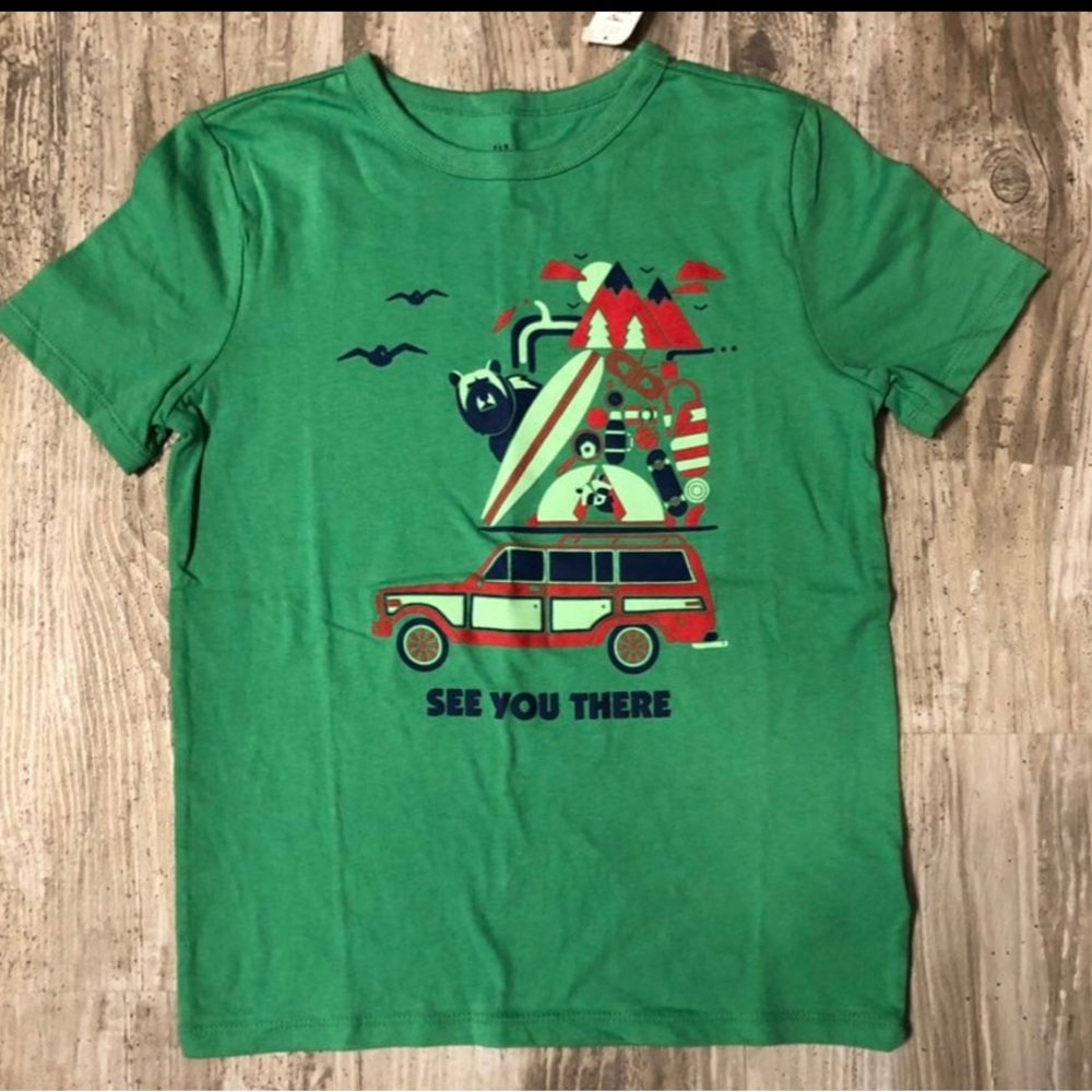 GAP Green Graphic Tee with Adventure Camping Medium boys